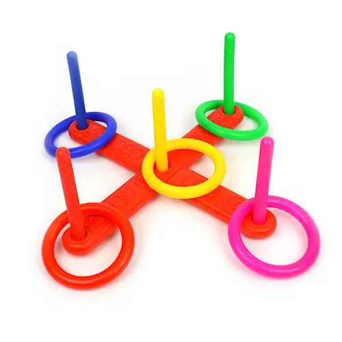 RING TOSS GAME w 5 RINGS