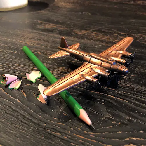 SHARPENER AIRPLANE