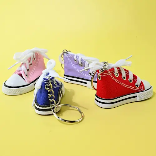 KEYRING CANVAS SHOE