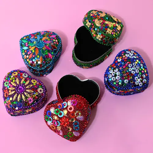 BOX HEART