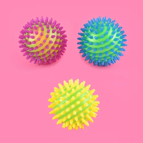 MASSAGE BALL w LIGHT