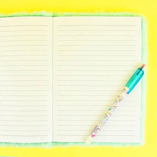 NOTEBOOK FLUFFY MILKSHAKE A5