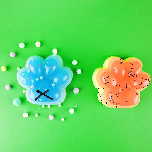 SQUISHY CAT PAW SOLID 195g