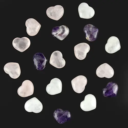 GEMSTONE CRYSTAL HEARTS 30pcs