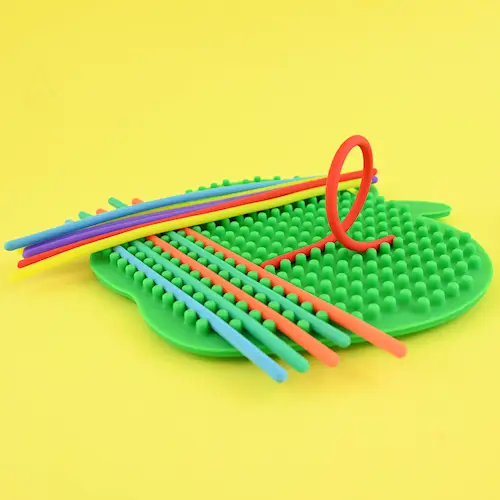 SENSORY ACTIVITY BOARD APPLE