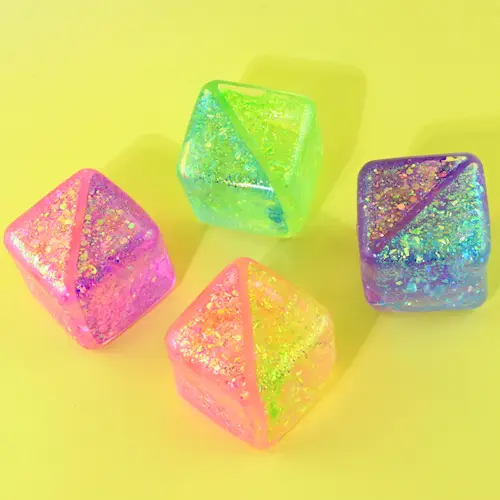 SQUEEZE SUGAR TWO-TONE ICE CUBE