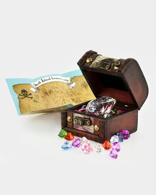 PIRATE TREASURE CHEST W. DIAMONDS 37pcs