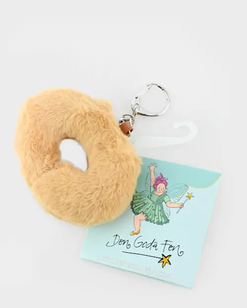 KEY-CHARM with DONUT-CAPYBARA