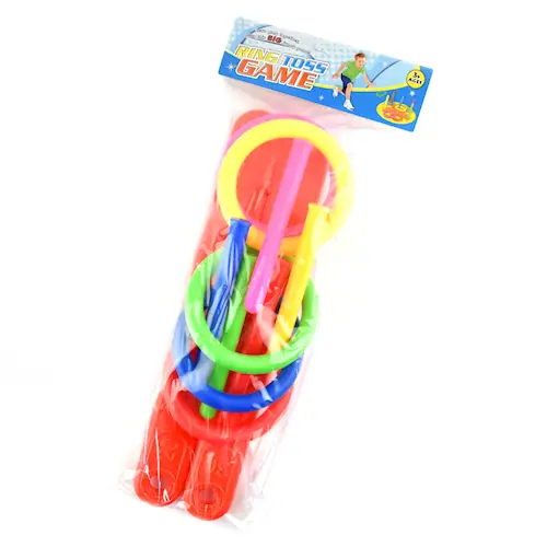 RING TOSS GAME w 5 RINGS