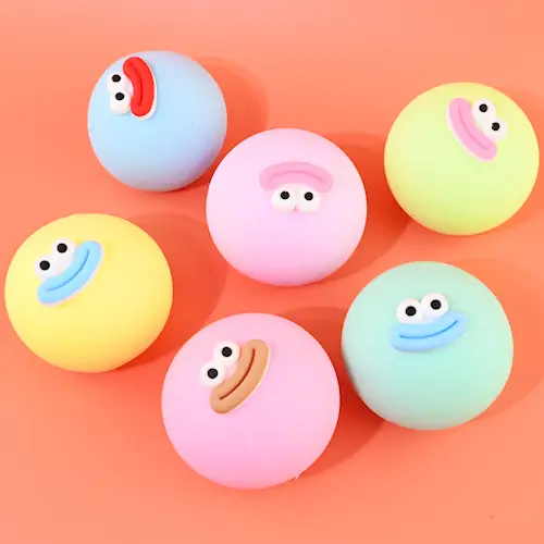 SQUEEZE BALL w FACE