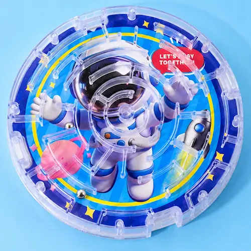 MAZE GAME SPACE
