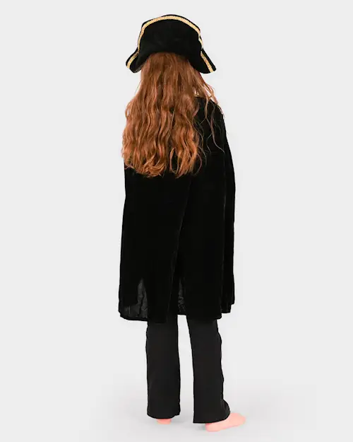 PIRATE CAPE + HAT