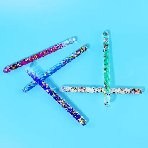 WATER BATON GLITTER