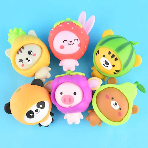 SQUEEZE ANIMAL w FRUIT COSTUME